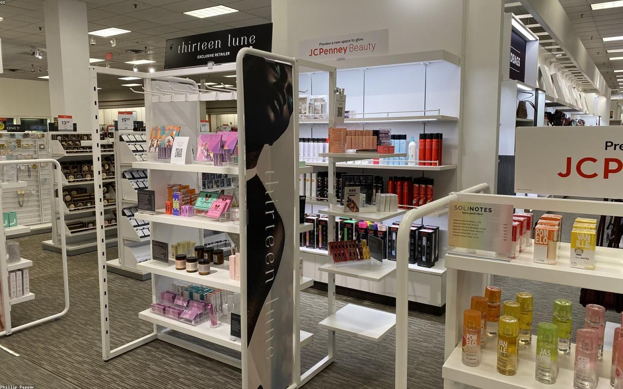 Beauty Brand Logo Design: What Makes Skincare Packaging Look Trustworthy detail